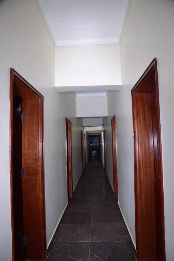 Golden View Hotel Ibanda Exterior foto